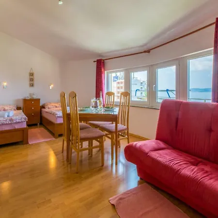 Appartement Pekera *