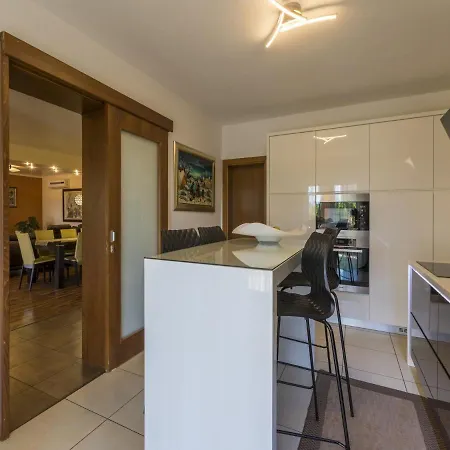 Pekera Appartement Selce