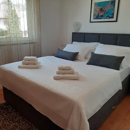 Pekera Apartment *
