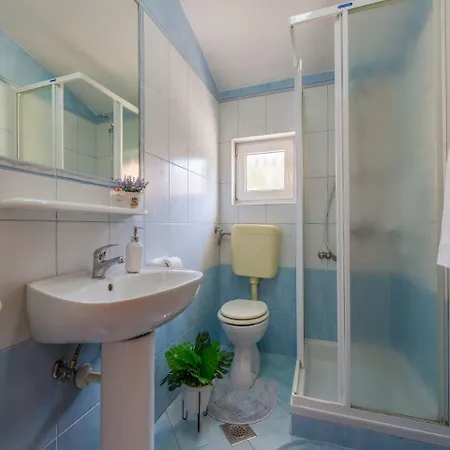 Apartment Pekera