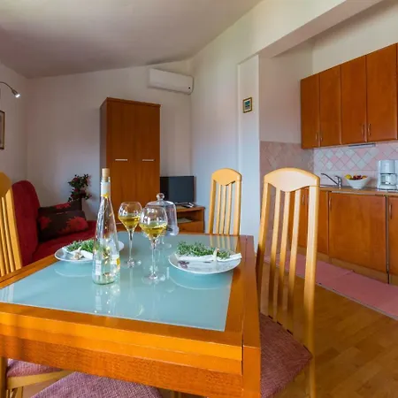 Apartment Pekera Selce