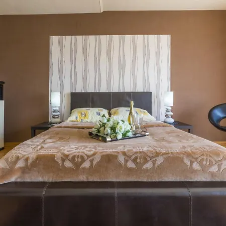 Apartment Pekera